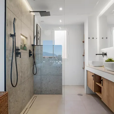 Appartamento Sunny Getaway With Pool In - Ref M54