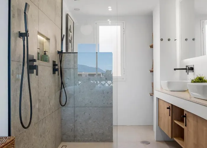 Appartamento Sunny Getaway With Pool In - Ref M54